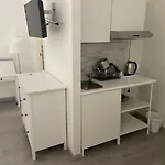 بيت ضيافة Piazza Cavour 4*
