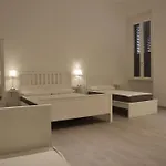 Piazza Cavour 4*