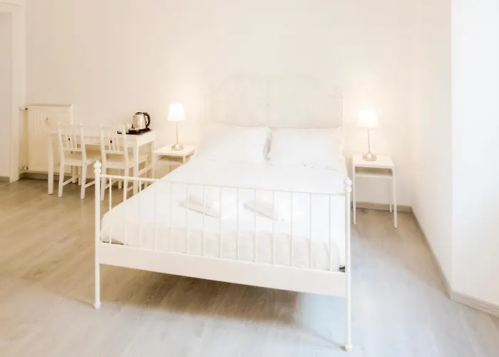 Piazza Cavour 4* Roma