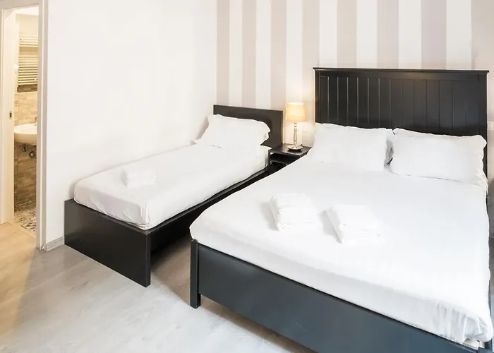 Pensión Piazza Cavour