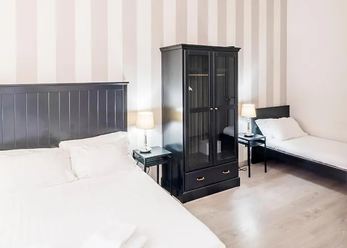 Piazza Cavour Pensión 4*